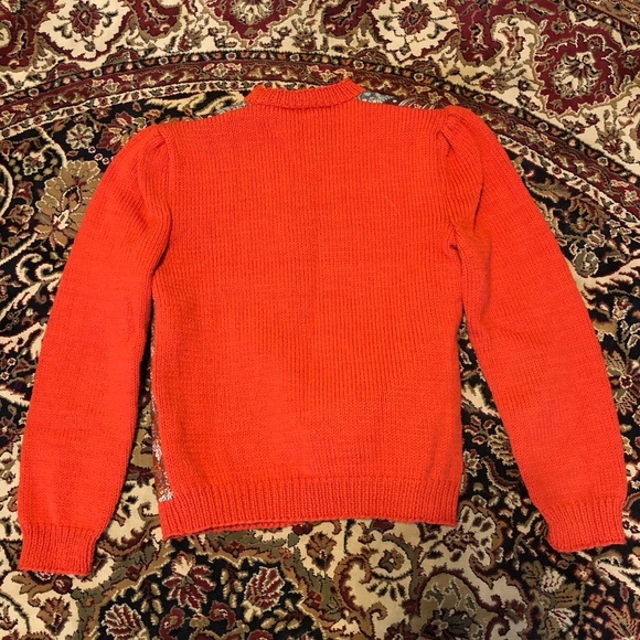 Colorful Patterned Women's Sweater - Picture 5 of 8